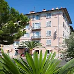Relais Acropolis 3*
