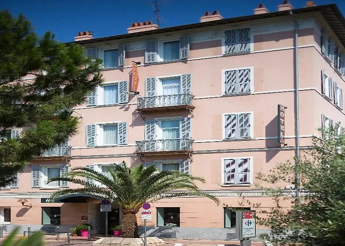 فندق Relais Acropolis 3*