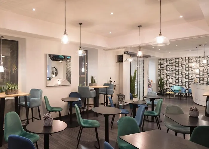 Relais Acropolis فندق 3*