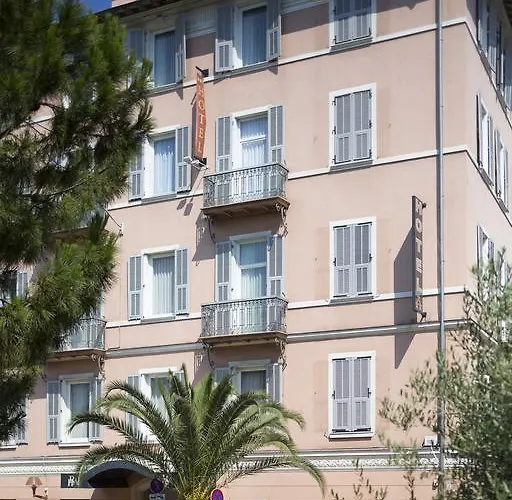 Relais Acropolis 3* نيس